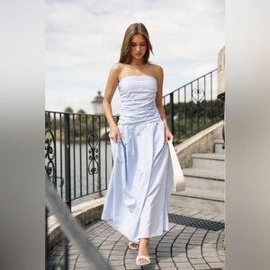 PETAL & PUP AVALEE STRAPLESS MAXI DRESS - BLUE STRIPE XS B371